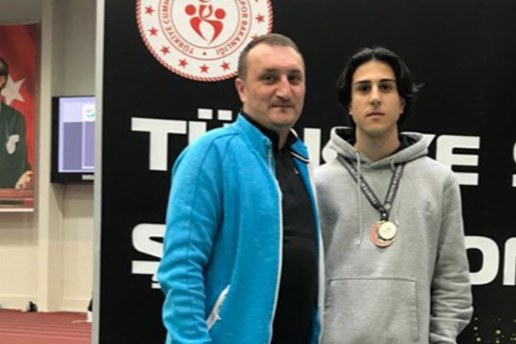 Sakaryalı atlet Türkiye Şampiyonu oldu