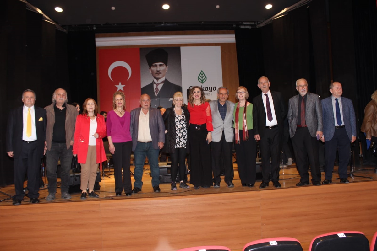 Karadeniz Türkü Topluluğu (RİKAD) Ankara’da Konser Düzenledi