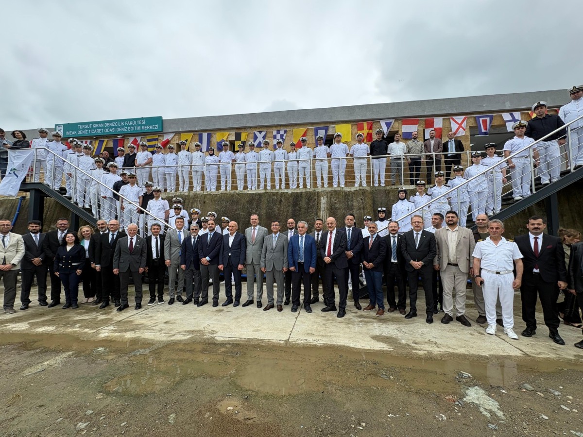 Turgut Kıran Denizcilik Fakültesi İMEAK Deniz Ticaret Odası Deniz Eğitim Merkezi Törenle Açıldı